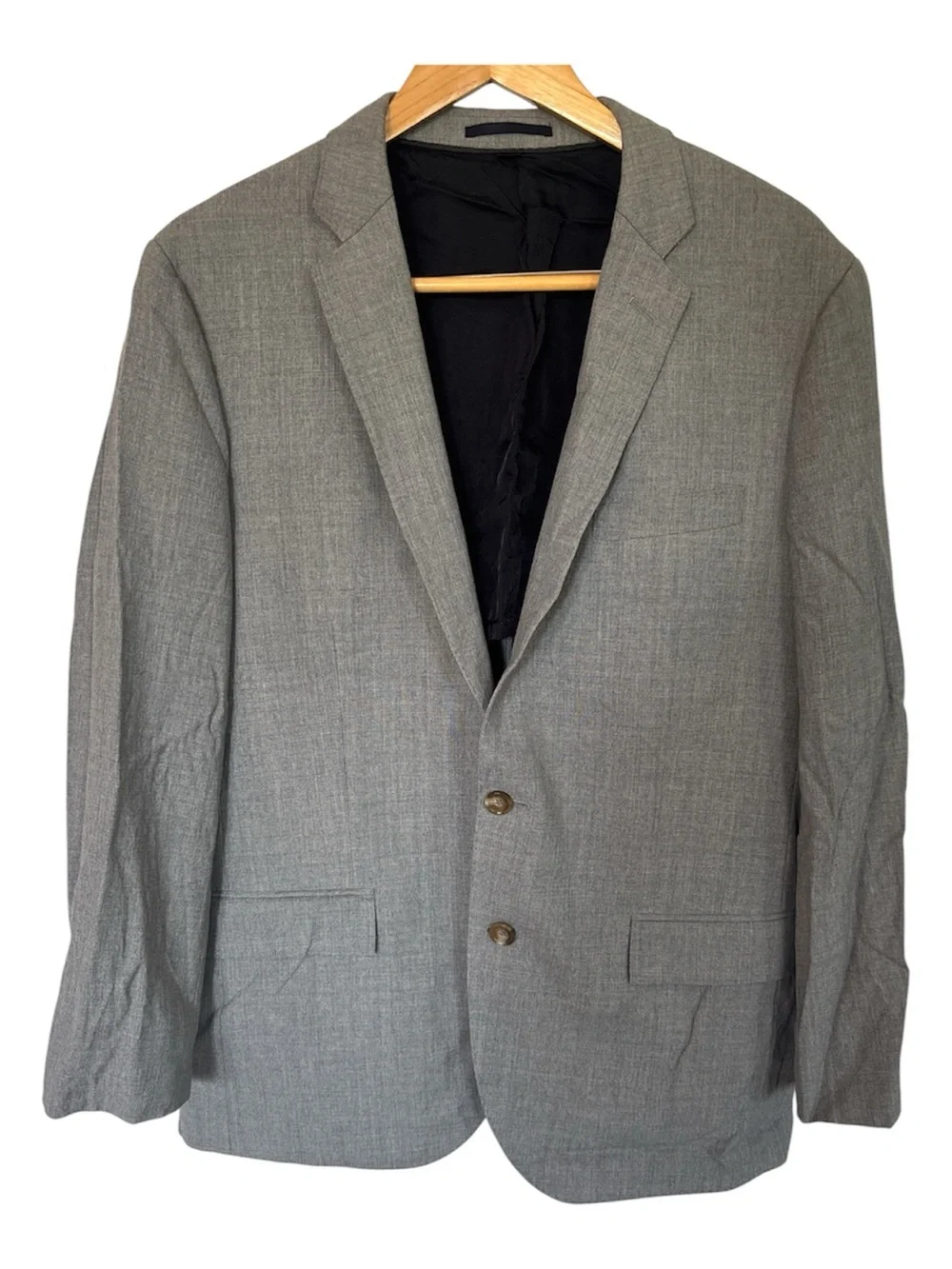 Men's Gray Two-Button Blazer - Classic Tailored Look